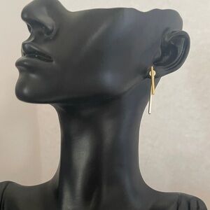 Two tone two stand earrings